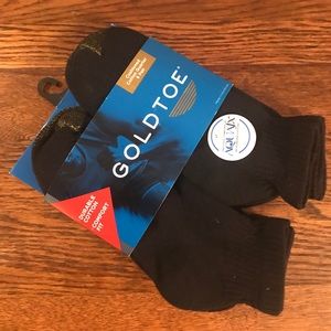 Men’s gold toe cushion cotton quarter socks